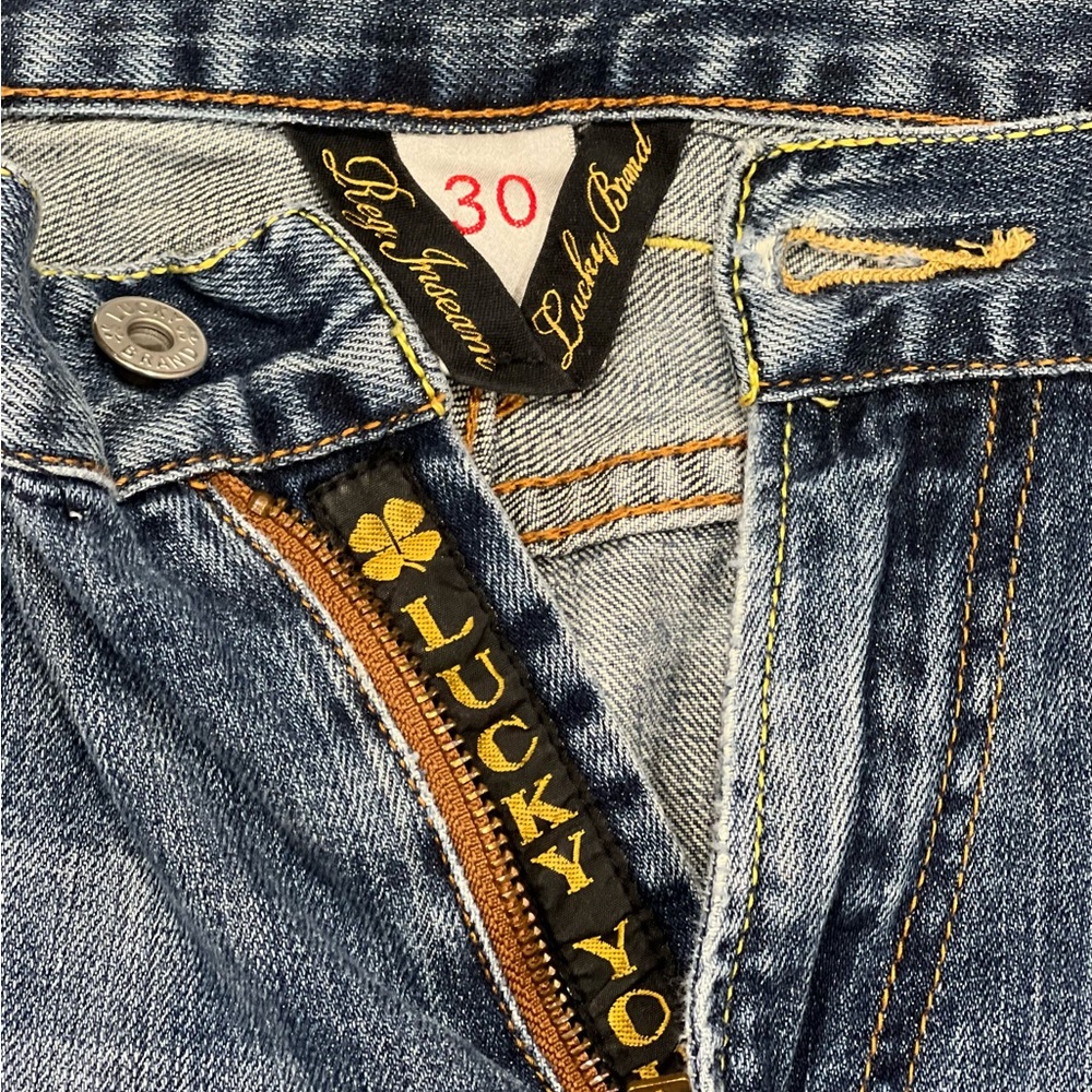 Mid-rise Vintage Style, Straight Leg Jeans - Picture 4 of 4